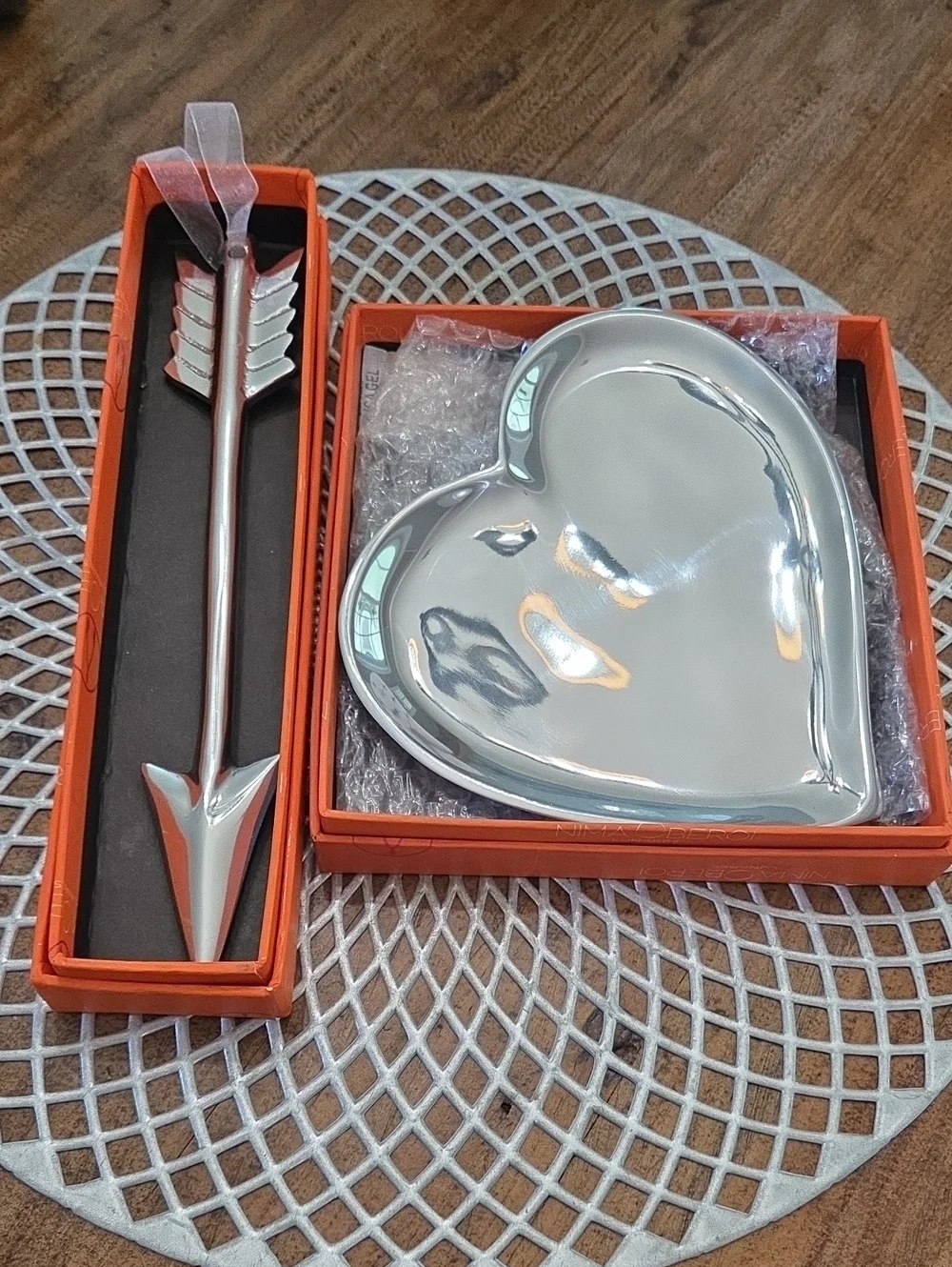 Nima Oberoi Silver Heart Teaw And Arrow